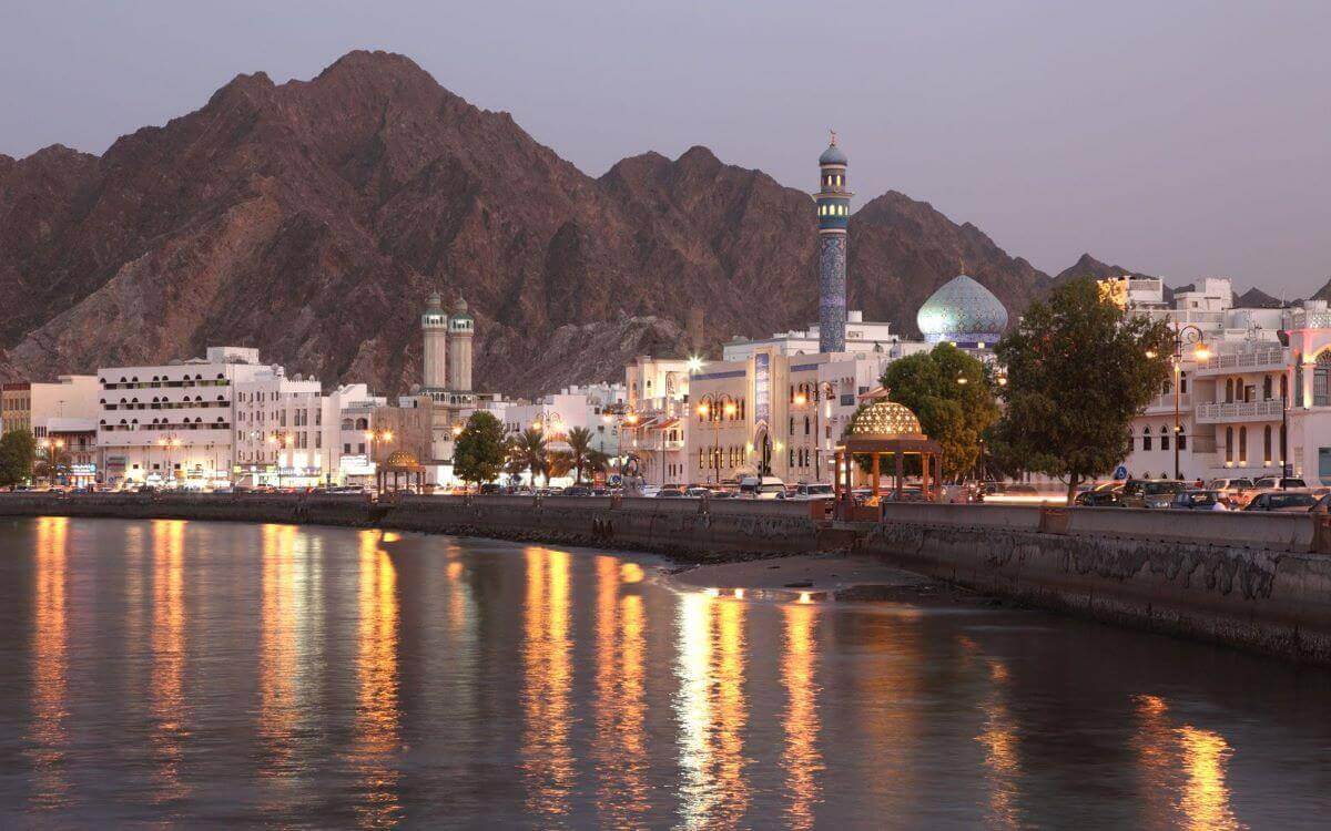 Real Estate Companies In Oman (homeparadis.com)