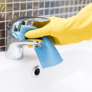 Remove hard water stains (homeparadis.com)